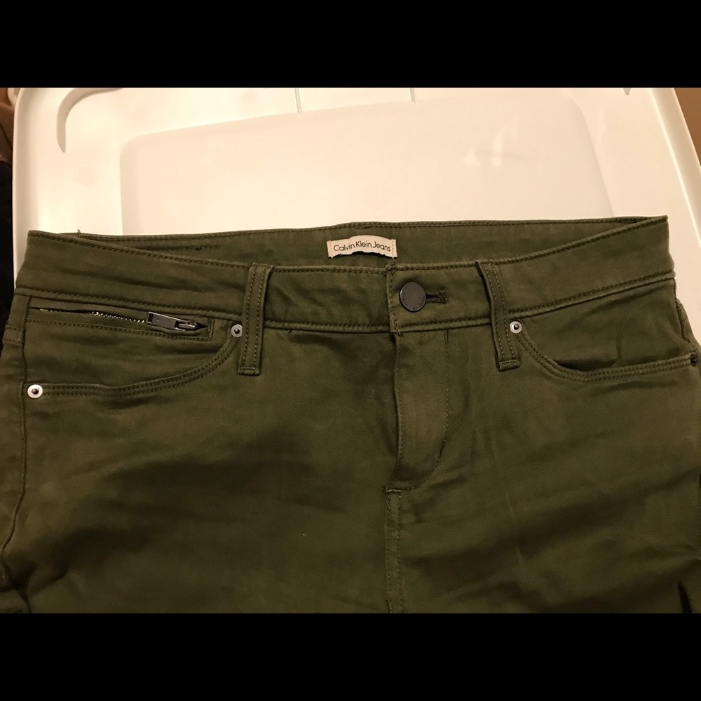 Olive green skinny jegging